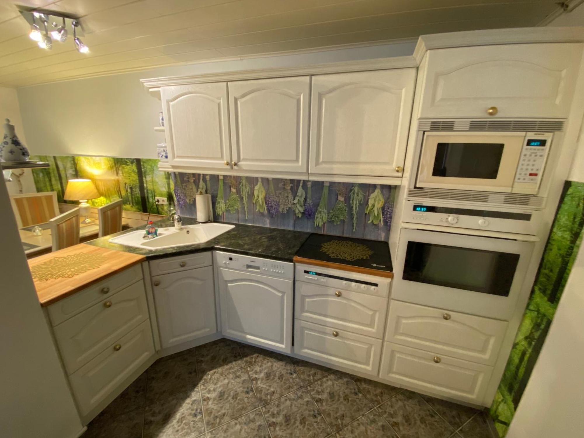 Grosse Helle Wohnung Am Wald In Bad Saarow Nahe Gruenheide Und Berlin Souterrain エクステリア 写真